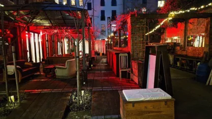 Sommerterrasse und Innenhof Pulsraum Berlin Wedding – Outdoor-Events 2